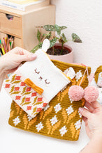 Cargar imagen en el visor de la galería, Pack de ovillos para Bolsa de labores - Amigurumis e Imaginancias
